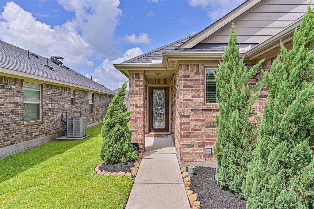 Bacliff, TX 77518,5202 Bay LN