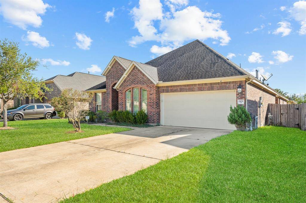 Pearland, TX 77581,2109 Scissor Tail RD