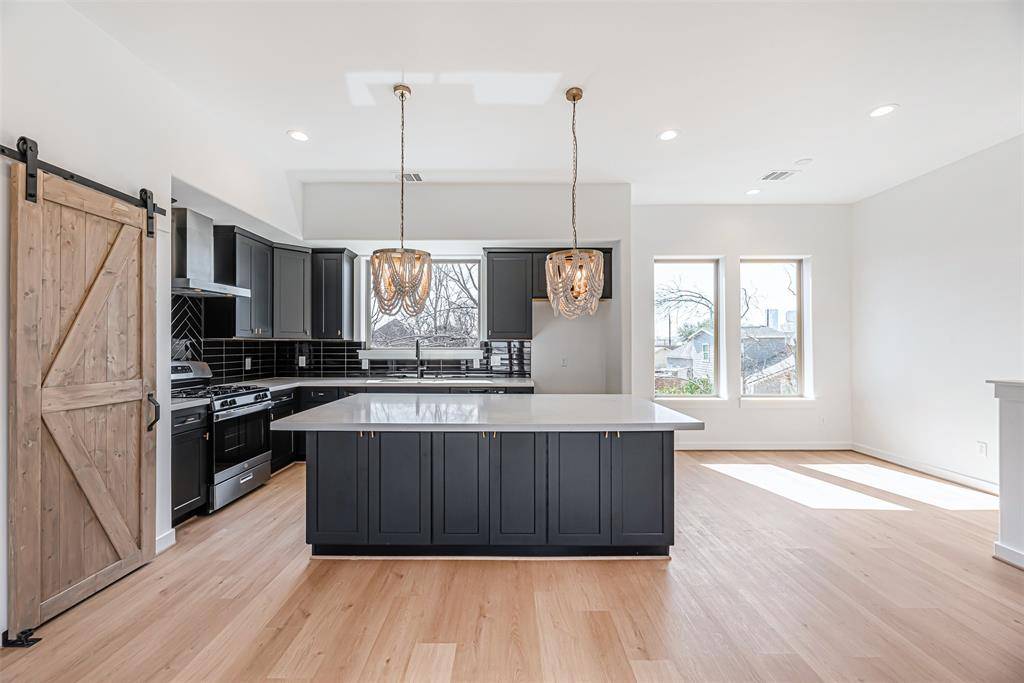 Houston, TX 77026,2320 Mills ST