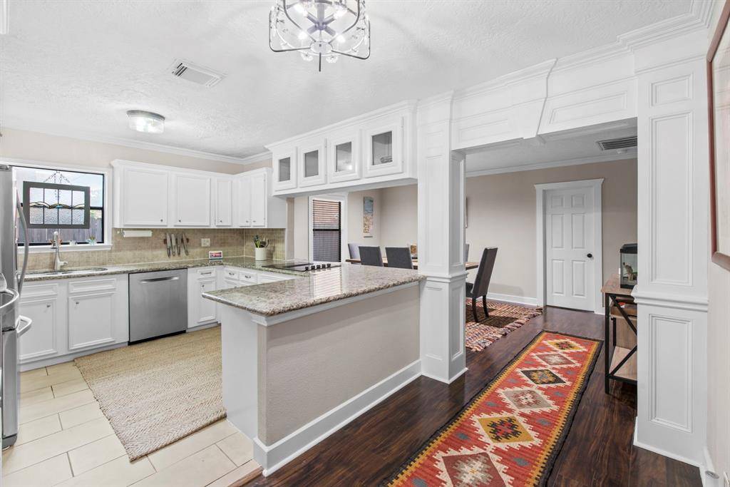 Houston, TX 77009,5304 Michaux ST