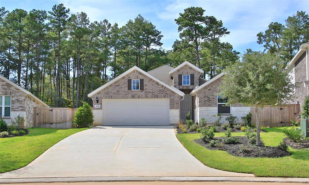 Willis, TX 77318,237 Woods Rose CT