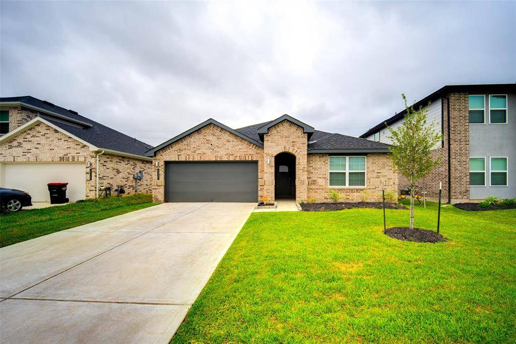 Fulshear, TX 77494,4327 Whitefish LN