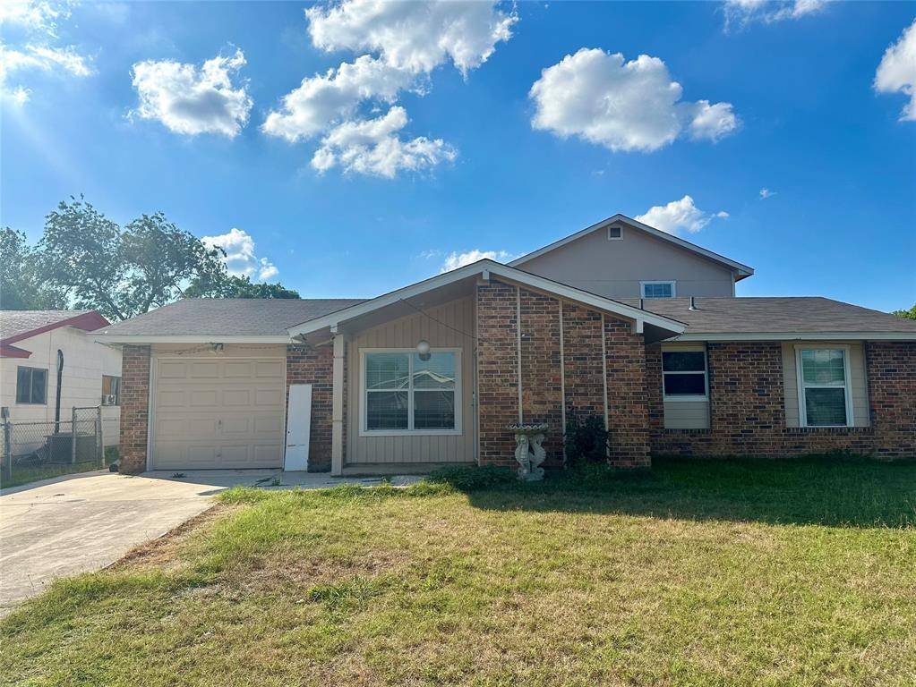 Comfort, TX 78109,614 Oak DR