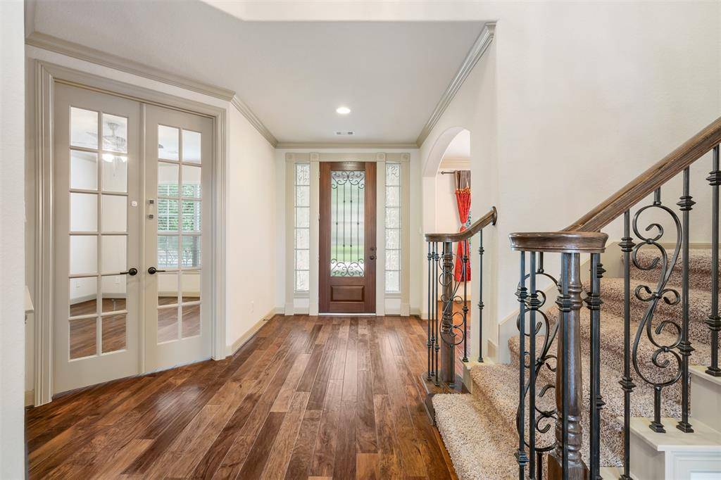 The Woodlands, TX 77389,99 S Beech Springs CIR