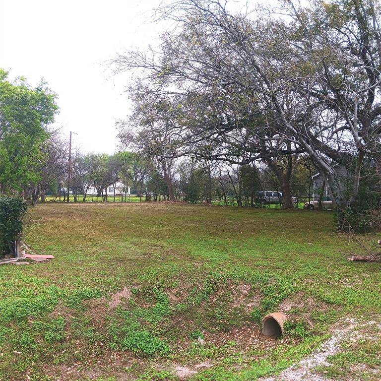 Texas City, TX 77590,114 1st Ave N