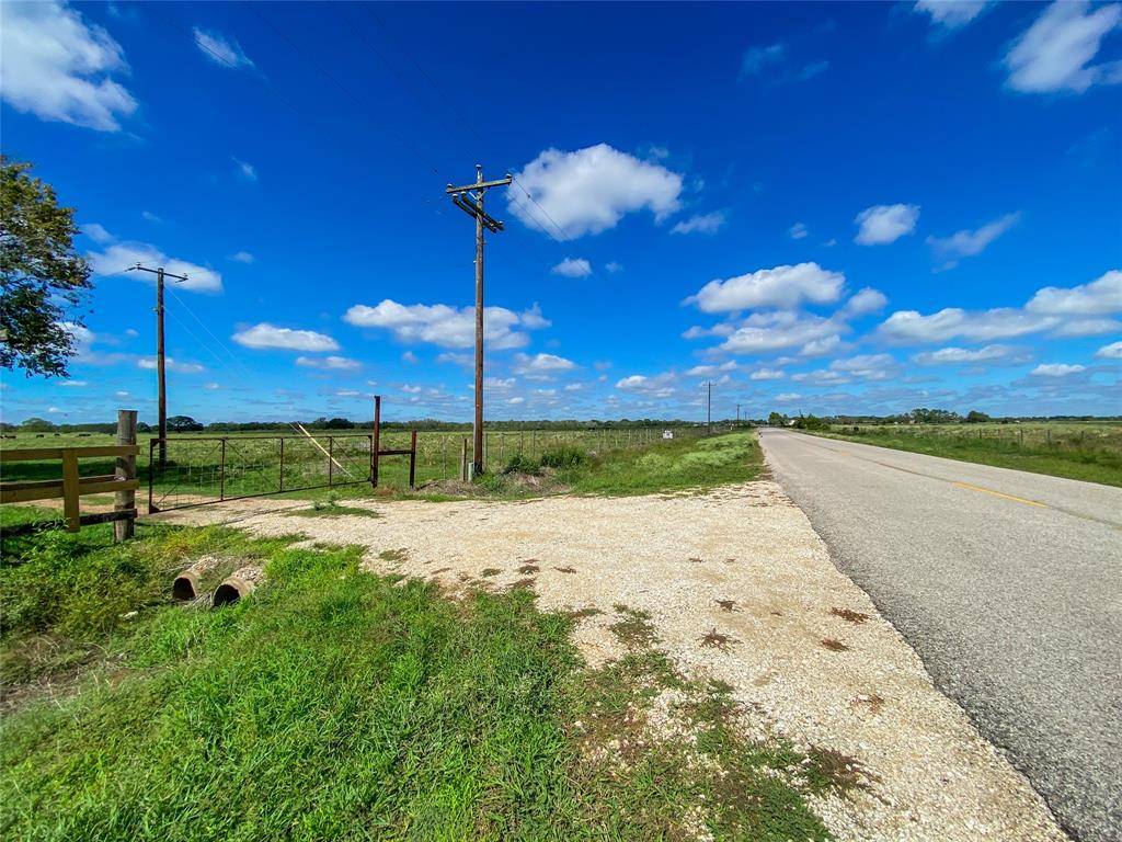 Damon, TX 77430,0 County Road 4