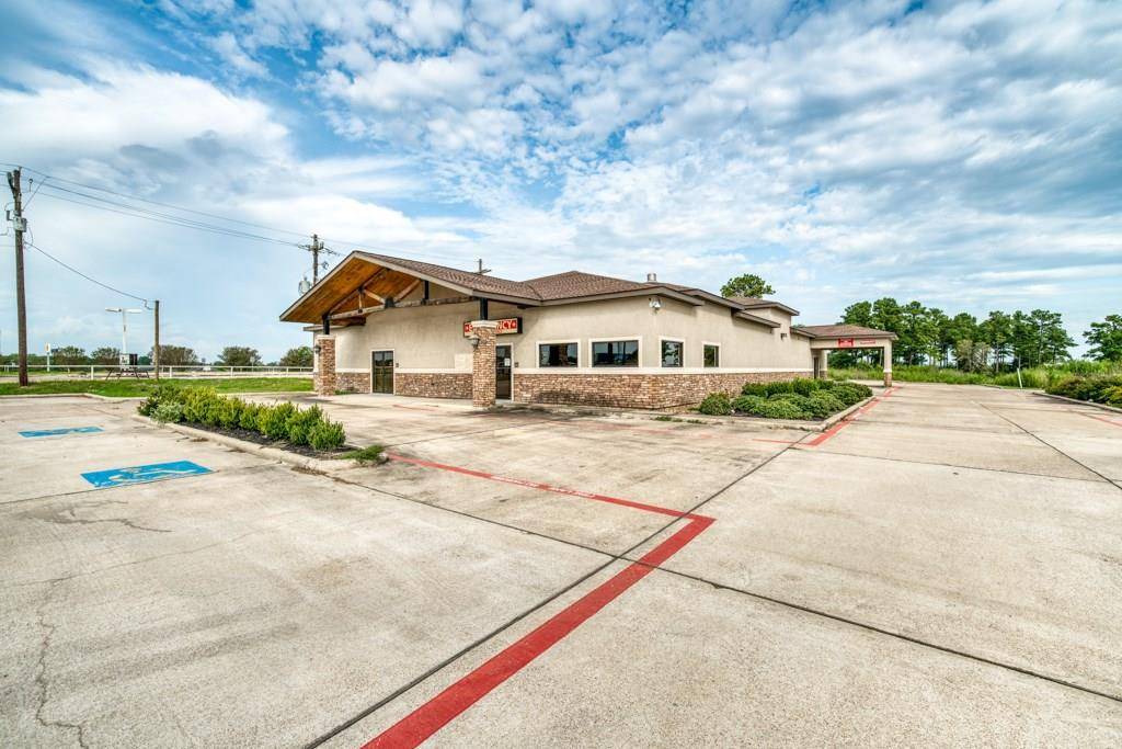 Madisonville, TX 77864,3301 E Main ST