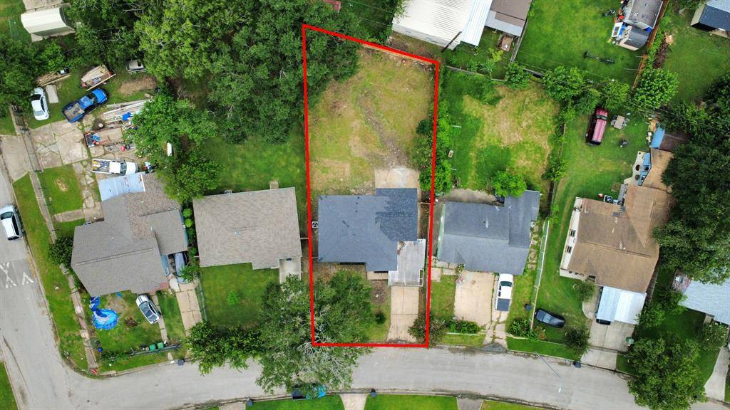 Houston, TX 77033,7342 Okinawa RD