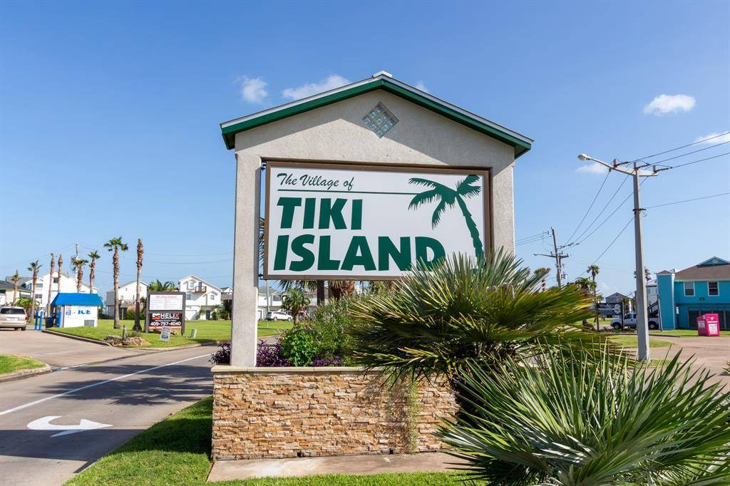 Tiki Island, TX 77554,1303 Oahu DR