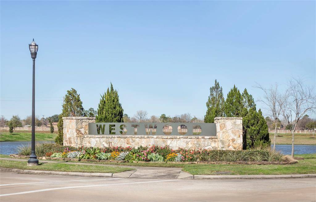 League City, TX 77573,707 Western Fern