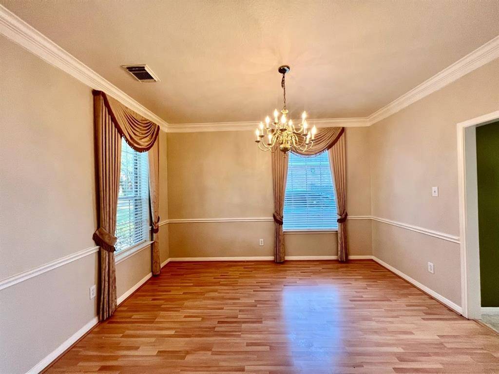 Sugar Land, TX 77478,2339 Plantation Bend DR