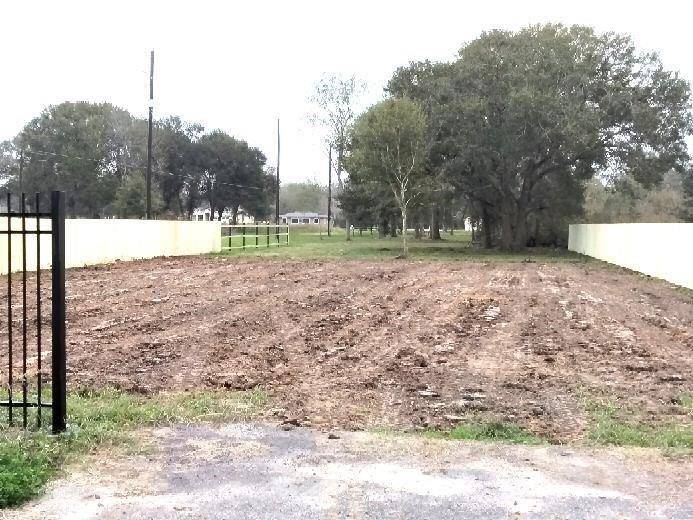 Arcola, TX 77583,542 N Pine ST