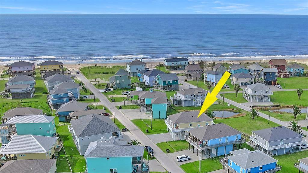 Crystal Beach, TX 77650,983 S Redfish