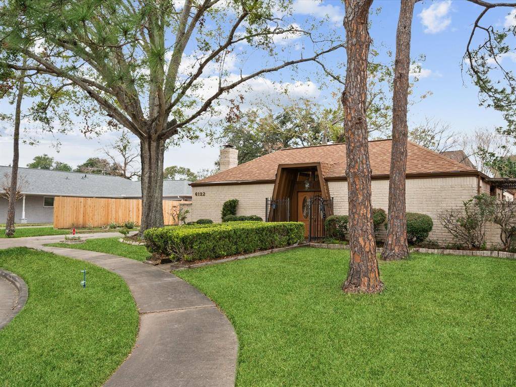 Houston, TX 77096,6122 Portal DR