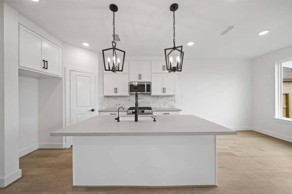 Iowa Colony, TX 77583,5235 Murillo DR