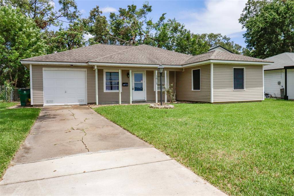 Angleton, TX 77515,1013 Ridgecrest ST