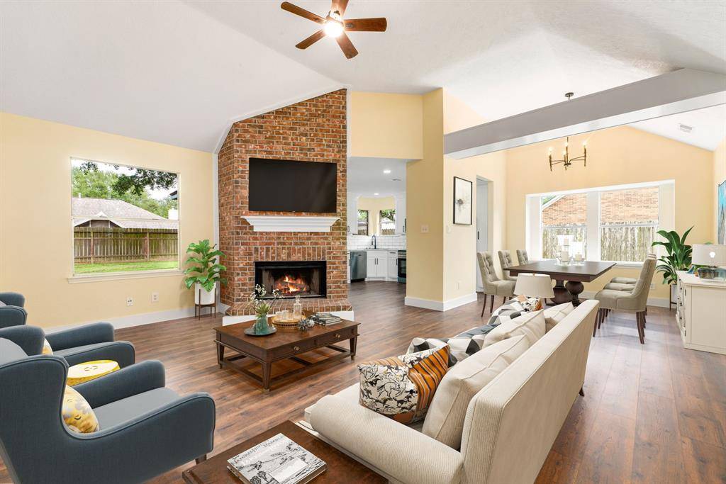 Sealy, TX 77474,1408 Quail HOLW