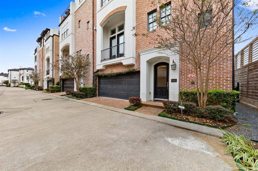 Houston, TX 77007,5602 Cohn Terrace LN