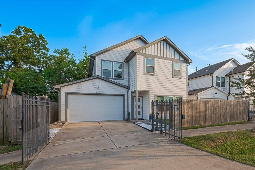 Houston, TX 77018,209 Blueberry ST