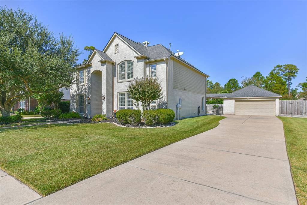 Friendswood, TX 77546,913 Pine Breeze DR