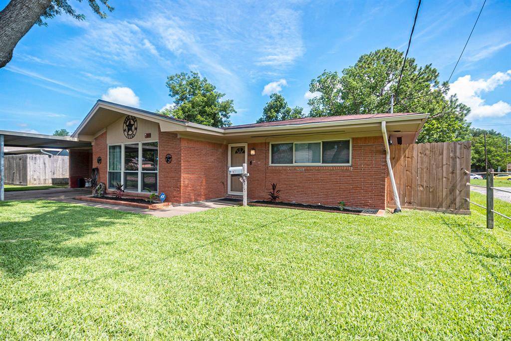 Deer Park, TX 77536,201 E 5th ST