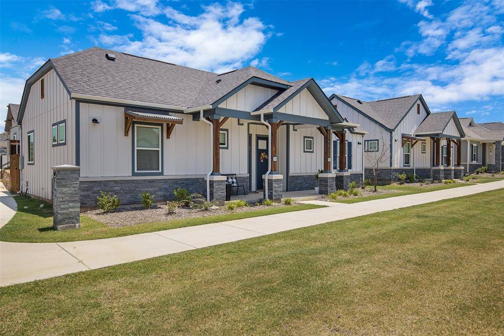 Fort Worth, TX 76123,7211 Borland LN