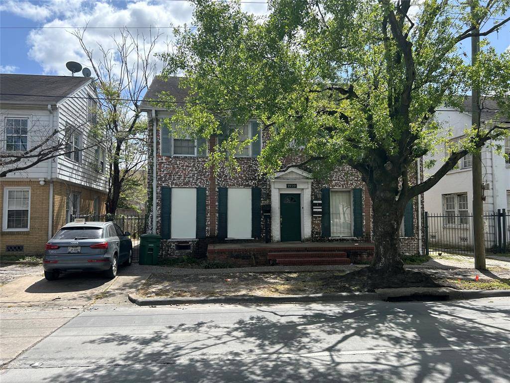 Houston, TX 77098,1939 Richmond AVE #2