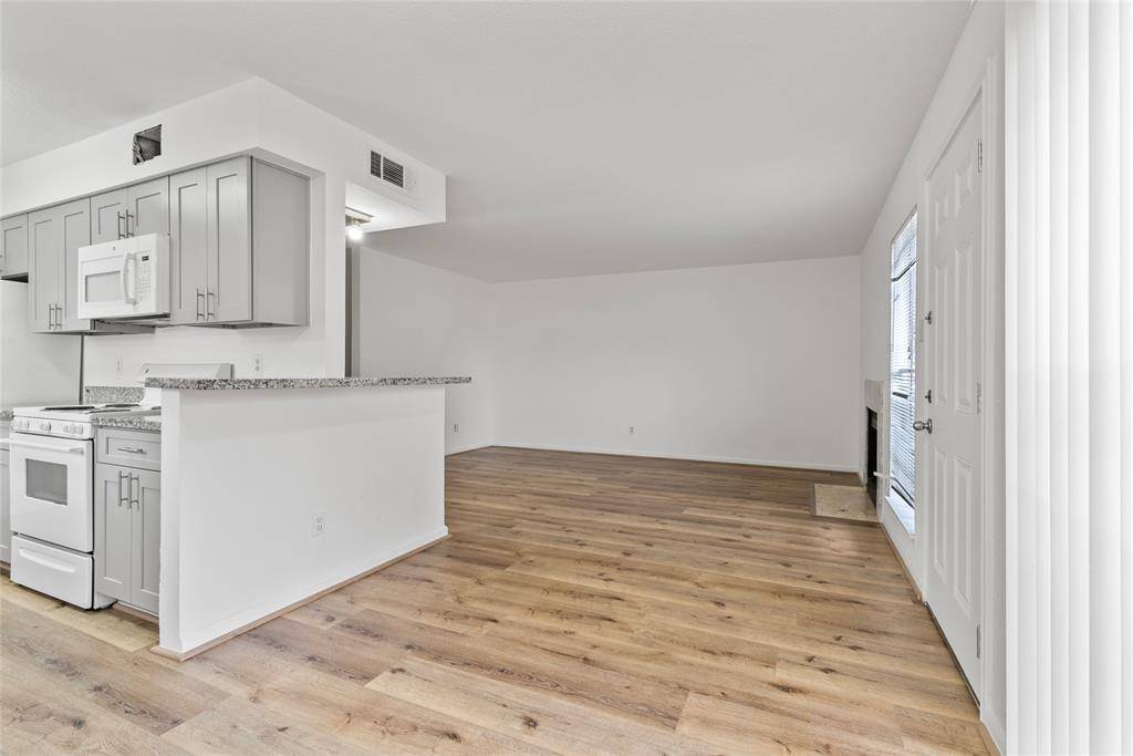 Houston, TX 77074,6500 Sands Point DR #107