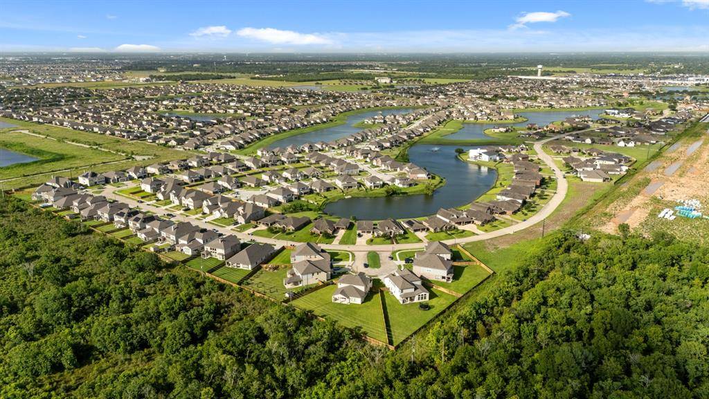Manvel, TX 77578,2 Poppy Hills CT
