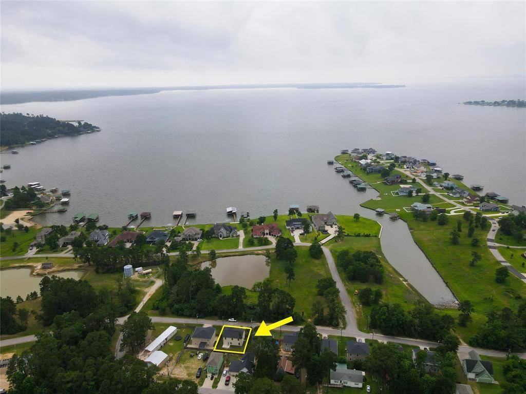 Livingston, TX 77351,940 Cedar Point DR