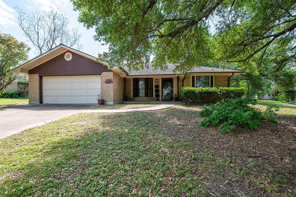 Madisonville, TX 77864,303 Heath AVE