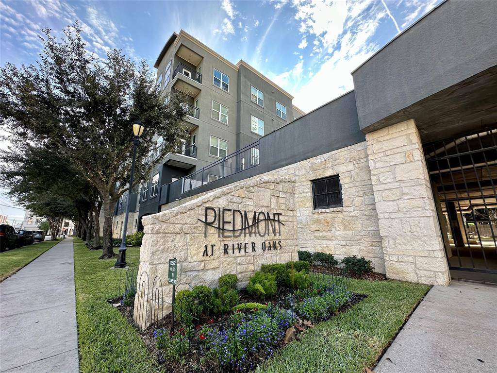 Houston, TX 77019,1010 Rosine ST #24