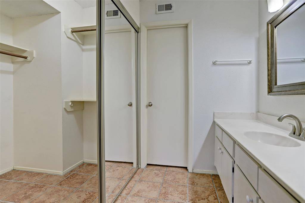 Sugar Land, TX 77479,2611 Grants Lake BLVD #234