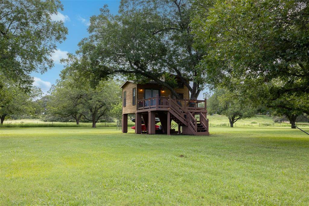 Smithville, TX 78957,194 2 Mile LN
