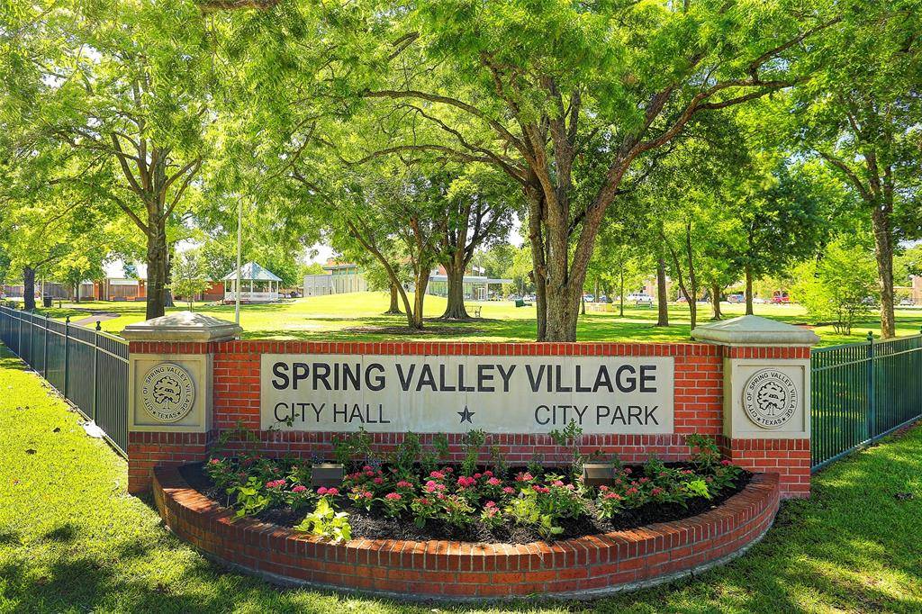 Spring Valley Village, TX 77055,1325 Mickey WAY