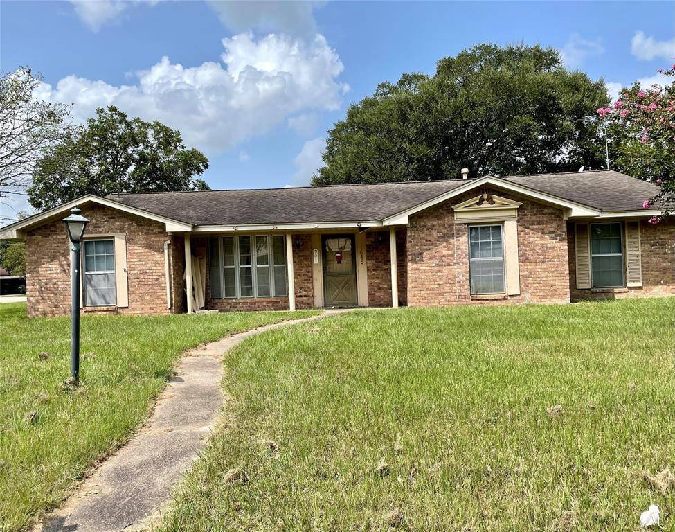 Hempstead, TX 77445,1445 10th ST