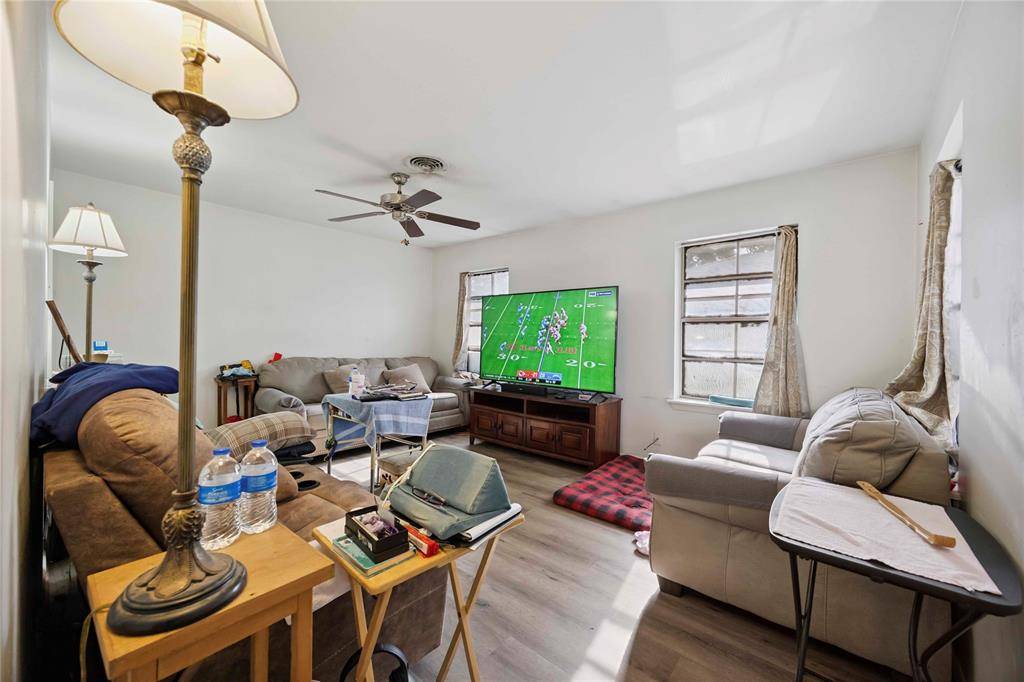 Houston, TX 77043,10926 Ivyridge RD