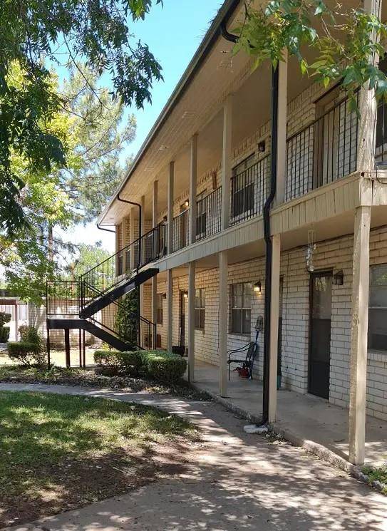 Brownwood, TX 76801,2703 Southside Drive
