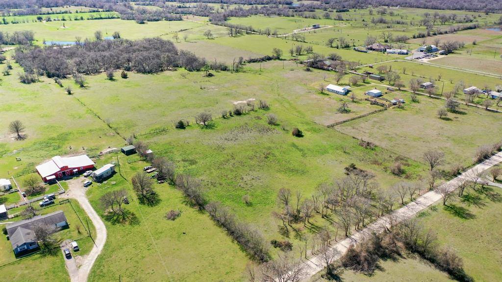 Madisonville, TX 77864,14 AC Halliday LN