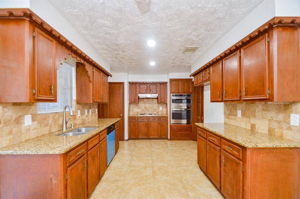 Spring, TX 77388,4802 Lost Oak DR