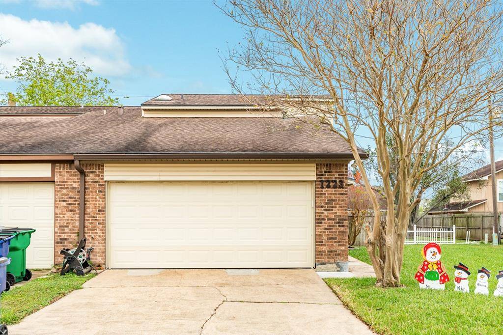 Angleton, TX 77515,1223 Dennis AVE