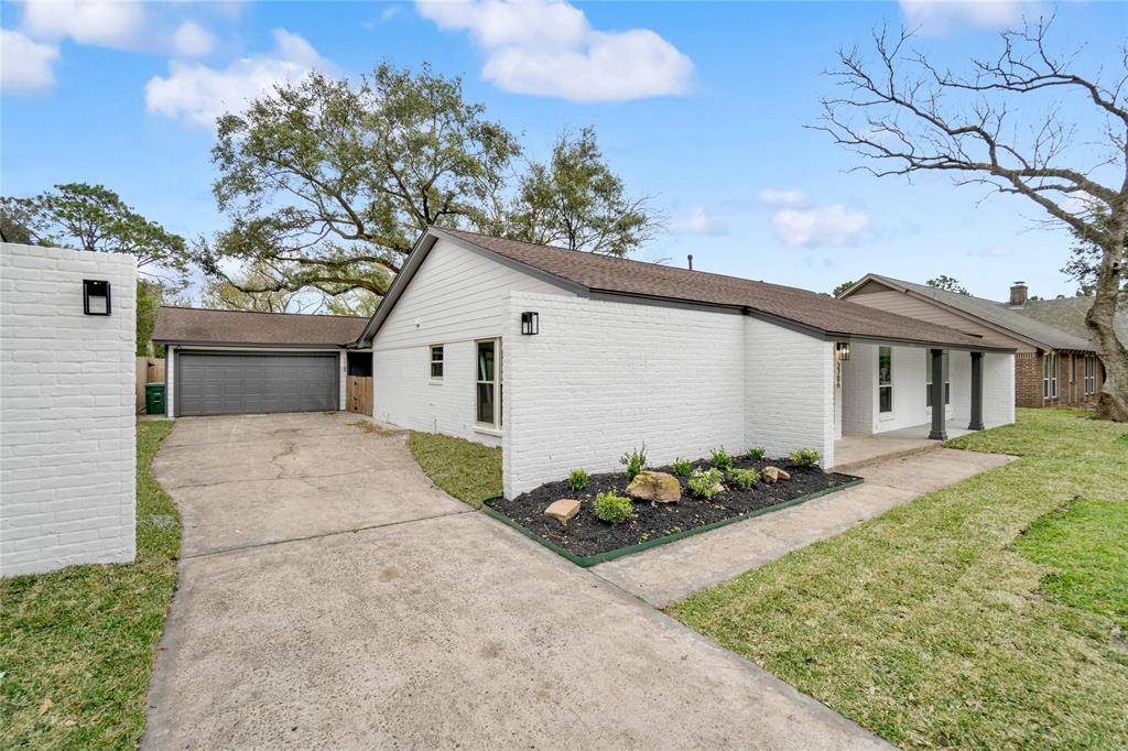 Houston, TX 77043,2706 Quincannon LN