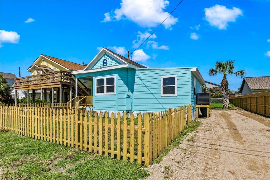 Galveston, TX 77551,5908 Avenue T 1/2