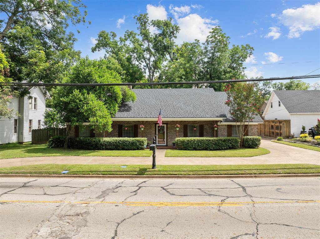 Crockett, TX 75835,907 E Houston AVE