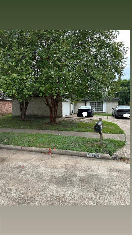 Houston, TX 77095,7327 Skybright LN