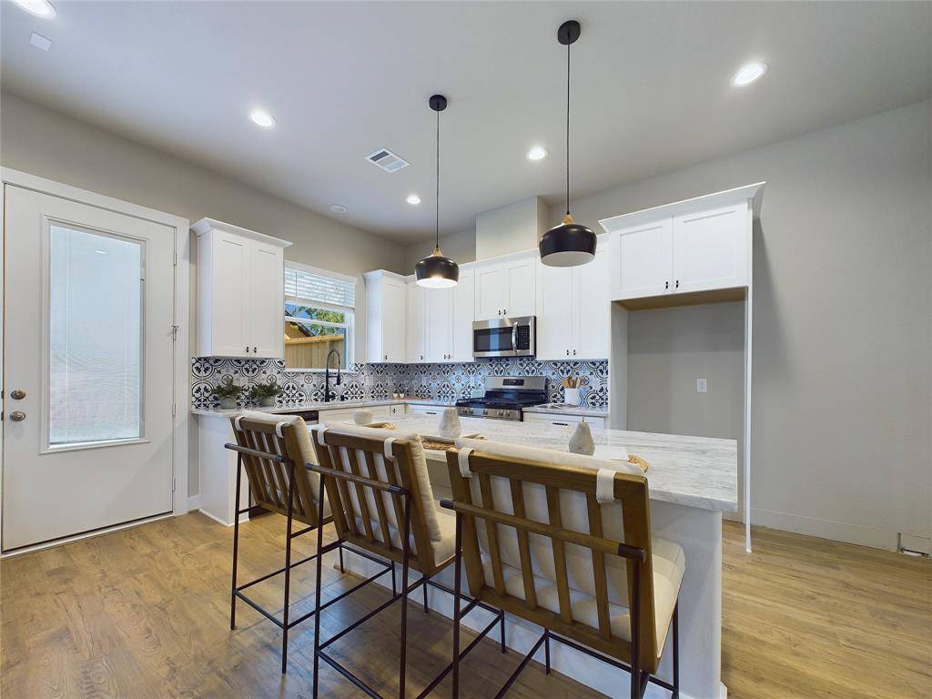 Houston, TX 77091,5022 Broom ST