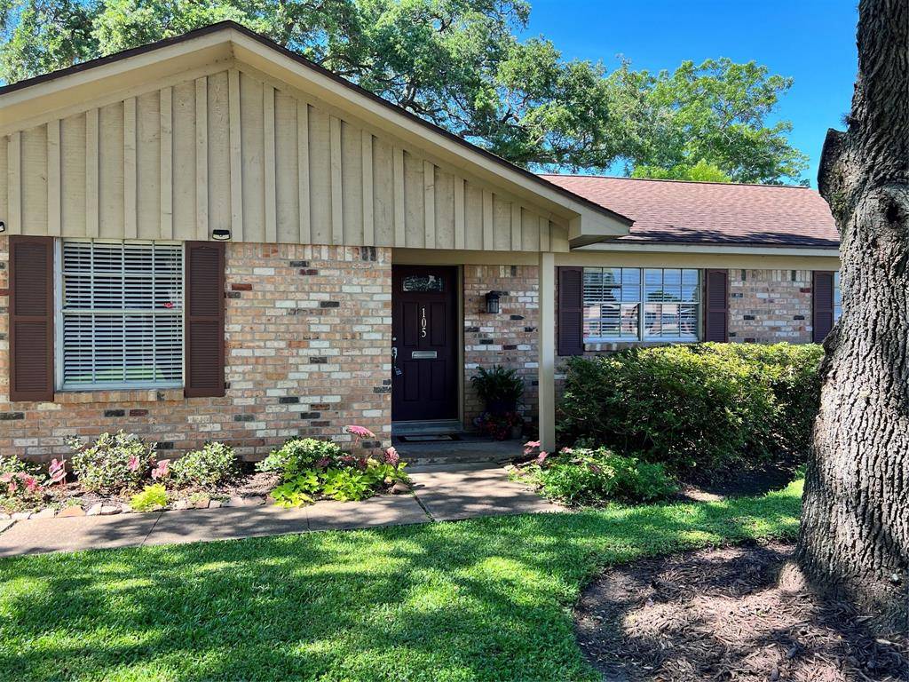 Lake Jackson, TX 77566,105 Ligustrum ST