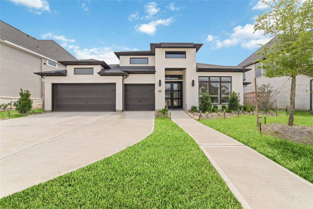 Fulshear, TX 77441,5511 Holly Hollow LN