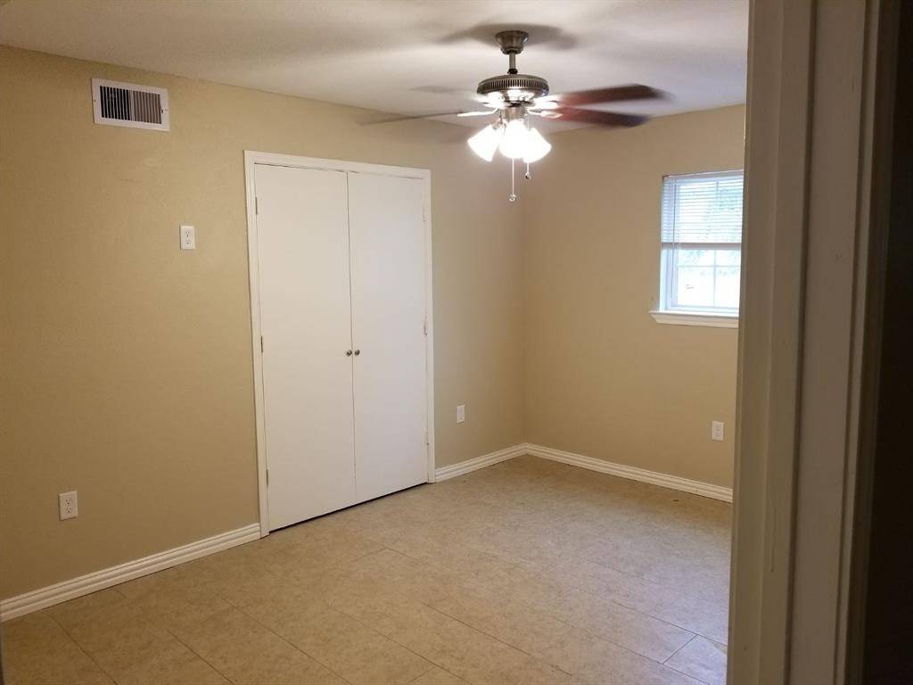 Houston, TX 77017,7900 S Loop E #101