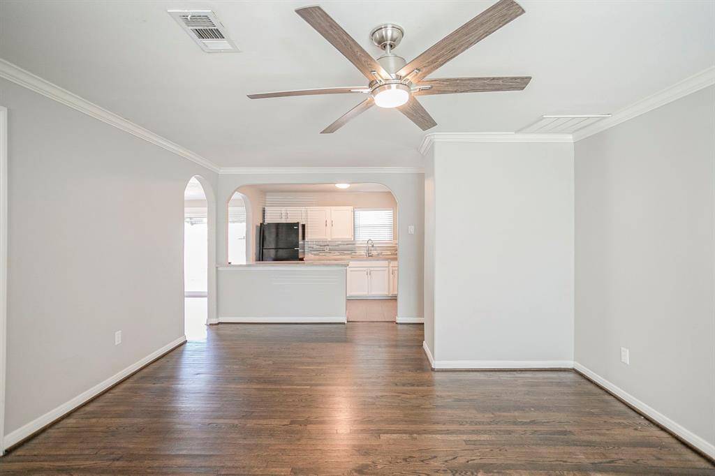 Houston, TX 77033,5905 Southmont ST